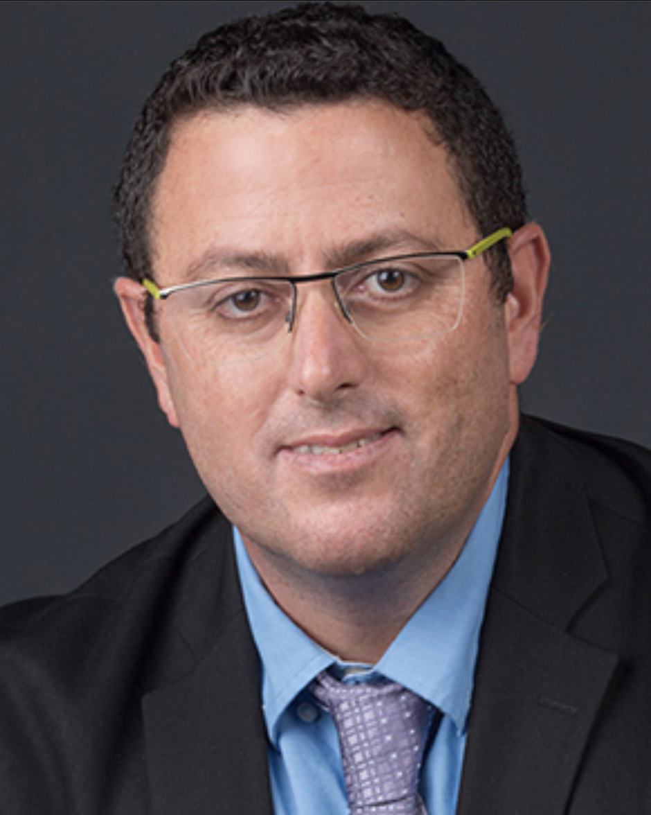 Dr. Ofer Azoulay portrait